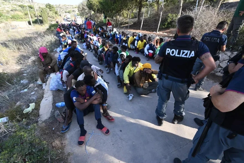 Hainbat tokitatik immigratzea zailduko duen ituna onartu du Europako Parlamentuak
