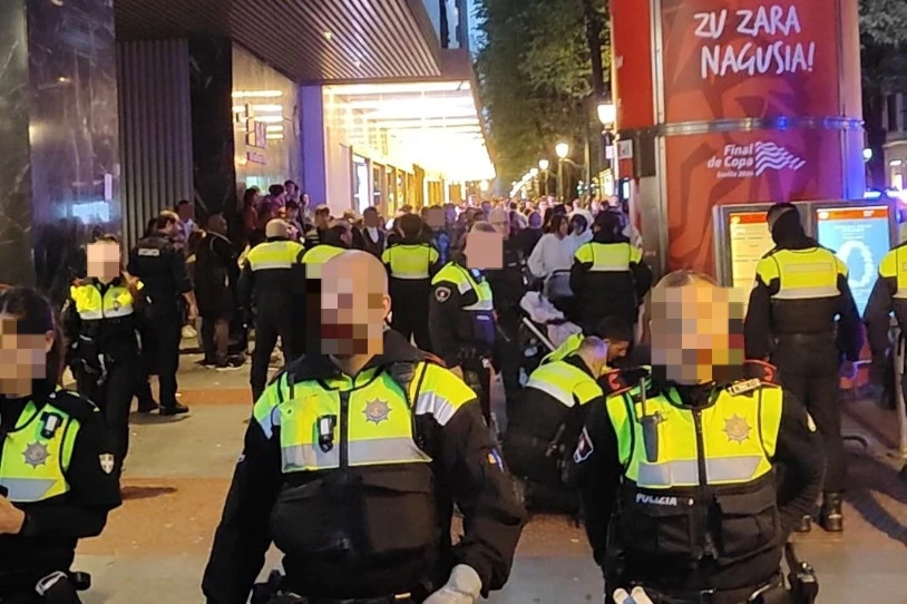 Bilbon, kale-saltzaileen kontra oldartu da berriz Polizia