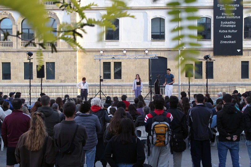 'Plaza hau gurea da' antzezlanaren emanaldi gehiago izango dira datozen asteetan