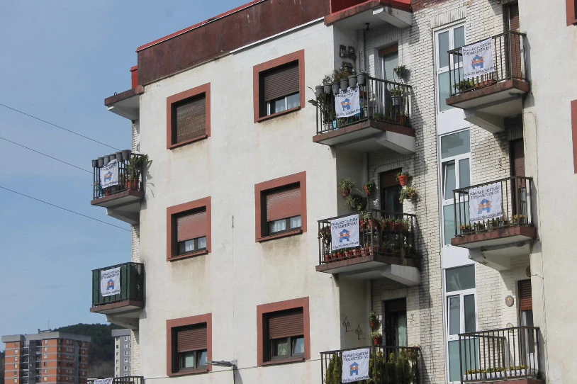 Escalerillaseko bizilagunentzat etxebizitza-alternatiba bat exijitzeko mobilizatuko dira ekainaren 1ean