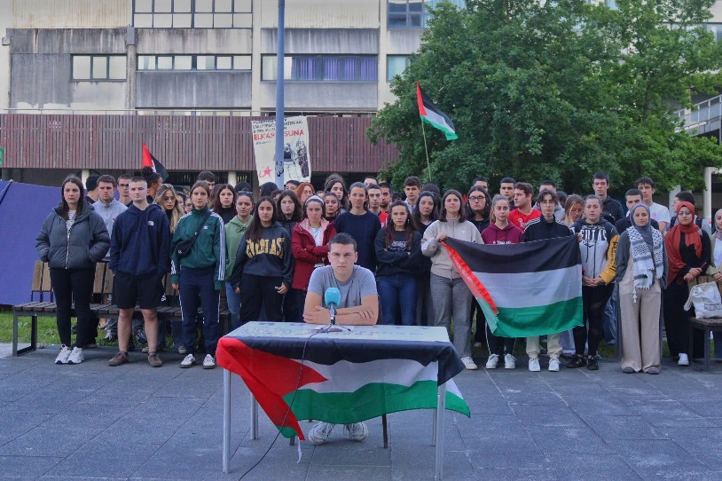 "Unibertsitateak ez daude prest Israelgo Estatu sionistaren genozidioan kolaboratzen duten enpresekin harremanak eteteko"