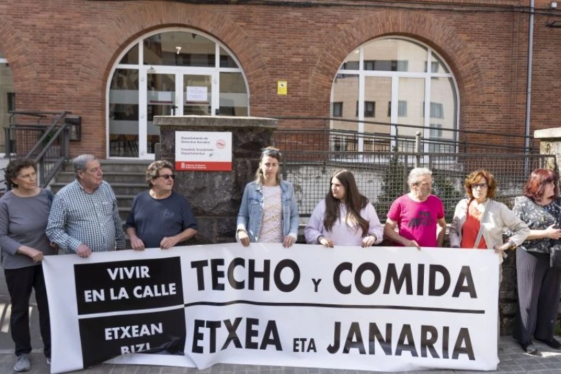 Iruñean, ixteko arriskuan dago etxerik gabeko pertsonentzako Damas Apostólicas aterpea