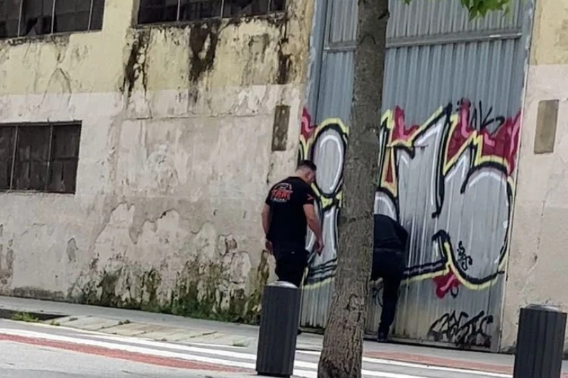 Desokupak lokal bat husten saiatu dira Bilboko Errekalden