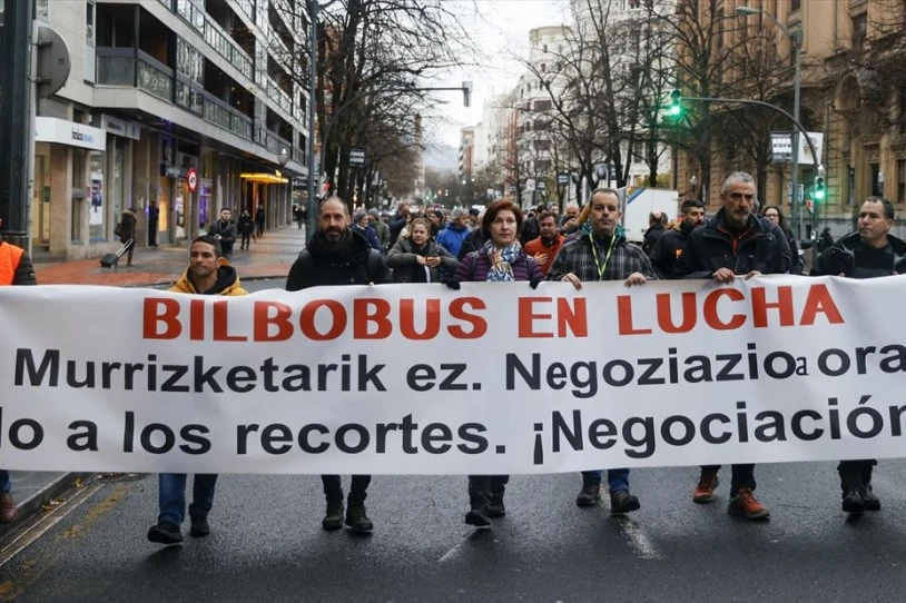 Bilbobuseko langileen greba eskubidearen aurka egin du Bilboko Udalak