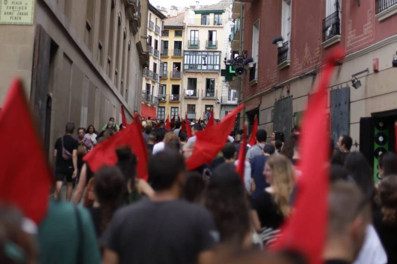 Sanferminen atarian, enpresarien eta instituzioen inpunitatea salatuko du Iruñerriko LASek
