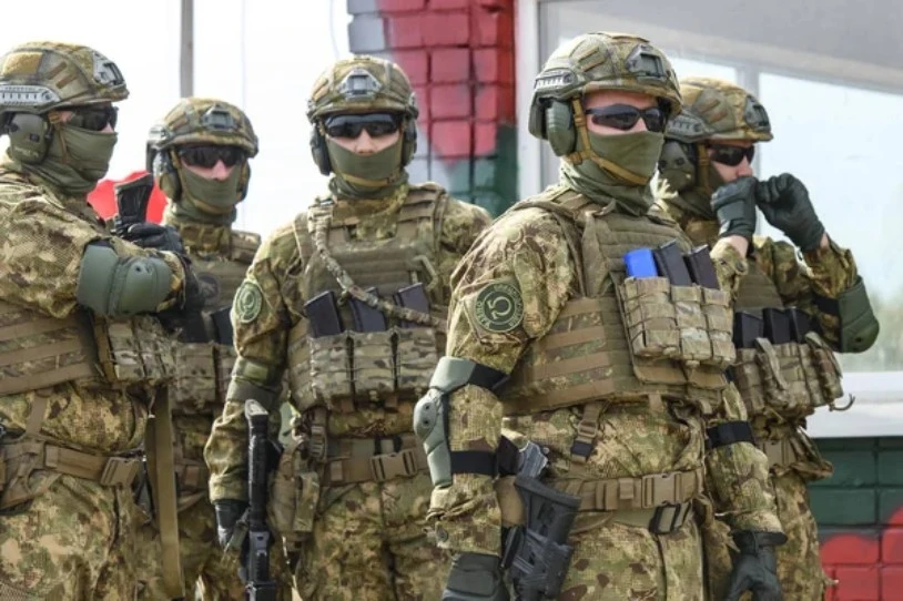 Ukrainako Gobernuak presoak bidaliko ditu gerra-frontera