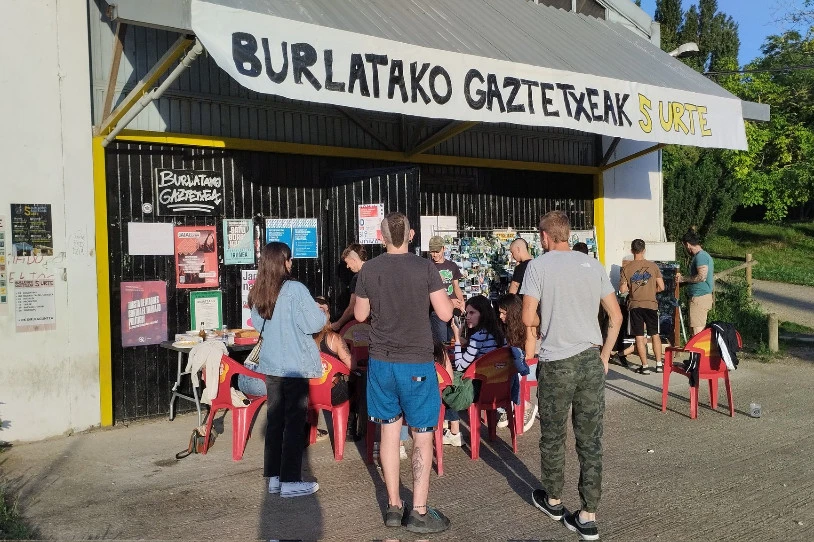 Burlatako Gaztetxea eraitsi nahi du udalak