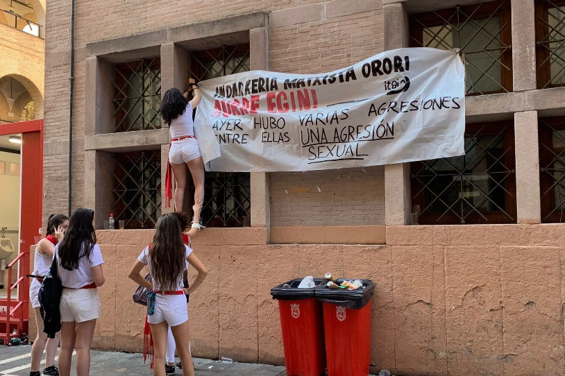 Gutxienez zortzi sexu-erasoren berri eman dute sanferminetan jaietako lehen orduetan