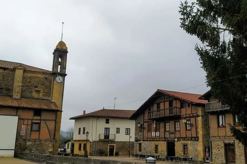 Diru truke pertsona migratuei erroldak egiten zizkien sare baten kontra jo dute Gipuzkoan