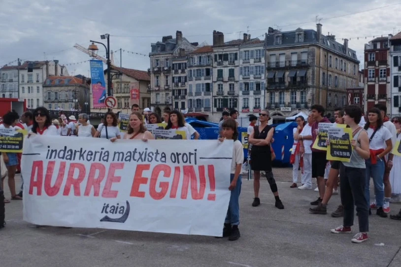 Baionako bestetan izan diren eraso matxistak salatu ditu Itaiak