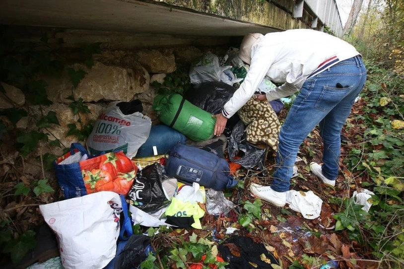 Ia 100 pertsona migrante bizi izan dira Berango eta Getxo arteko baso batean