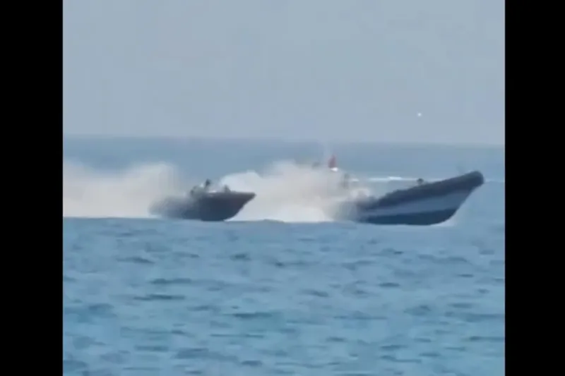 Melillako kostara heldu nahian ari ziren lau pertsona harrapatu ditu Guardia Zibilak