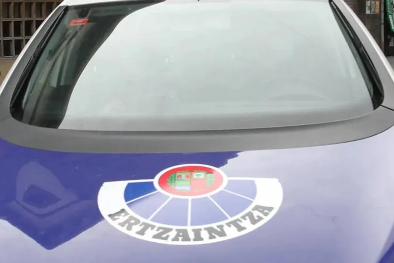 Ertzaintzak Irunen geratu eta bihotzekoak jota hil da pertsona bat