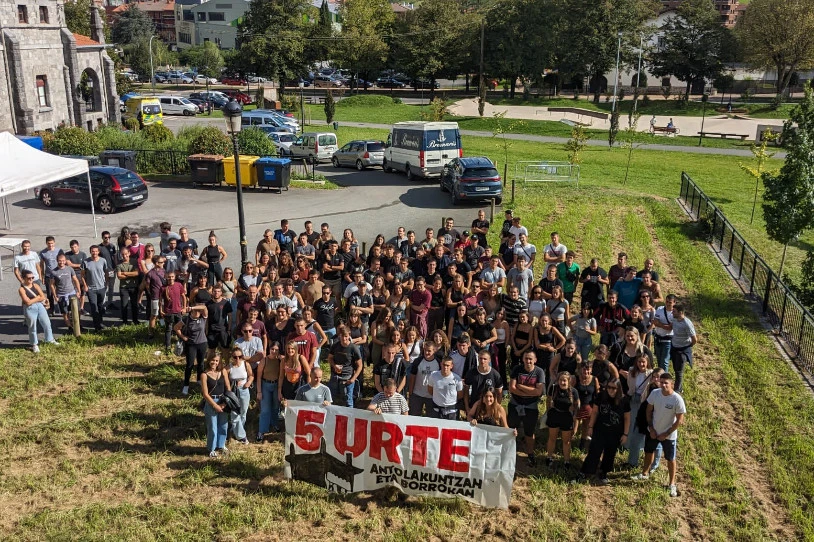 Urriaren 19an ospatuko dute Esklabak Zentro Sozialistaren urteurrena