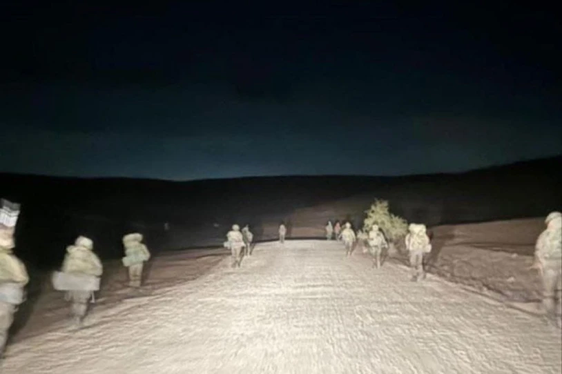 Libanora lurretik sartu dira Israelgo Estatuko indarrak