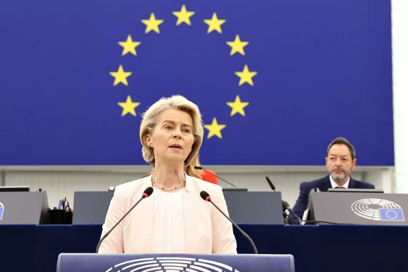 Atzerrian deportazio-zentroak eraikitzea proposatu du Europako Batzordeak