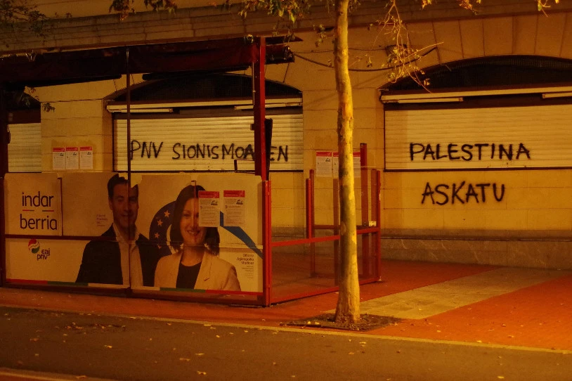 PSOE eta EAJ markatu dituzte, sionisten konplize izateagatik