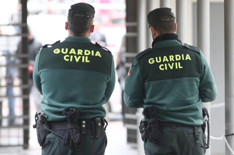 Absolbitu egin dute Madrilen bizkarretik tiro eginda gazte bat erail zuen guardia zibila