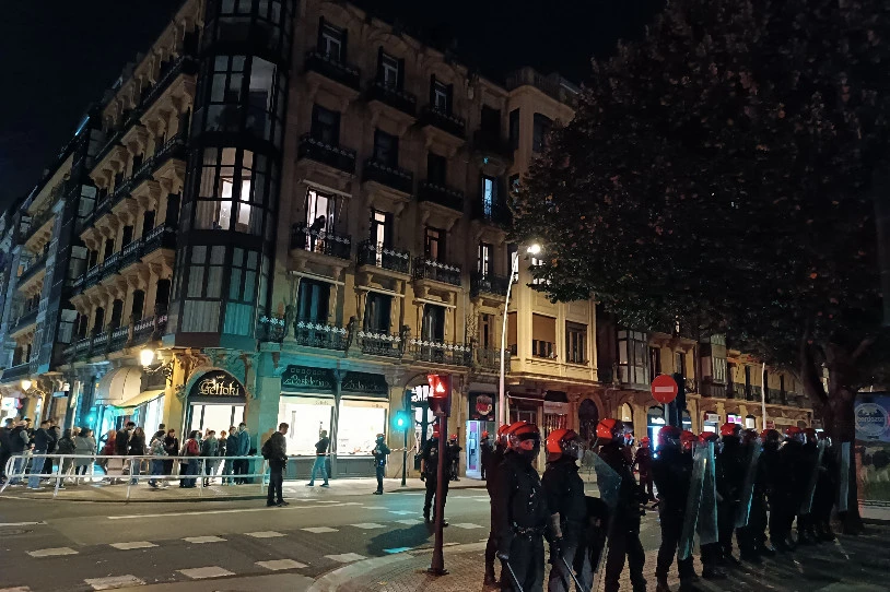 Mobilizazioak bertan behera utzi ditu 'Lo que no te cuentan de Donosti'-k
