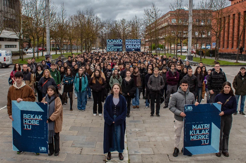 UIBk EHUko errektore berriari exijitu dio bekak hobetzeko eta matrikulak merkatzeko
