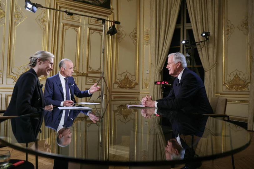 Michel Barnierrek bi zentsura-mozio ditu parez pare Frantziako Estatuan