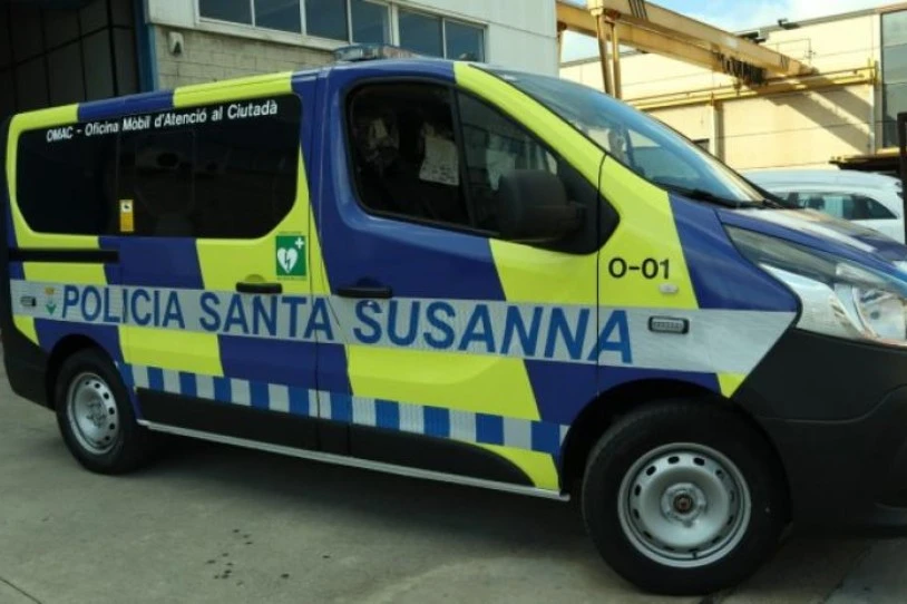 PPko zinegotzi bat eta hiru polizia pertsona migranteez aprobetxatu dira Santa Susannan