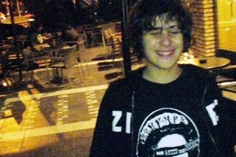 Alexis Grigoropoulos oroitu dute Grezian, Poliziak erail eta hamasei urte beranduago