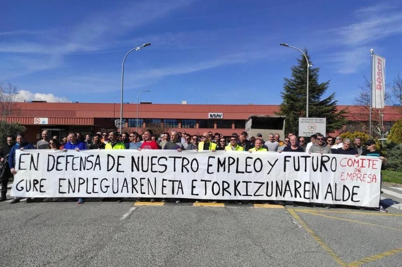 Itxieren kontra mobilizatuko dira asteburuan Ezkirozko BSHko eta Altsasuko Sunsundeguiko langileak