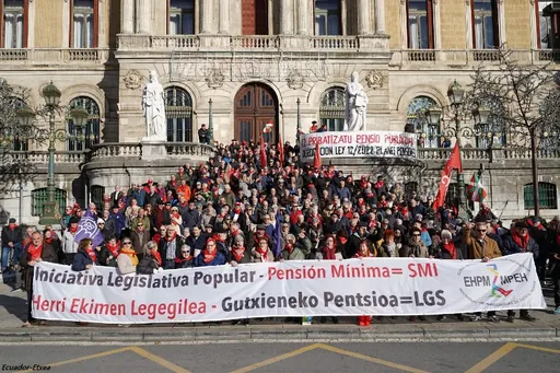 Europan, pentsiodunen %13k jarraitu behar dute lanean