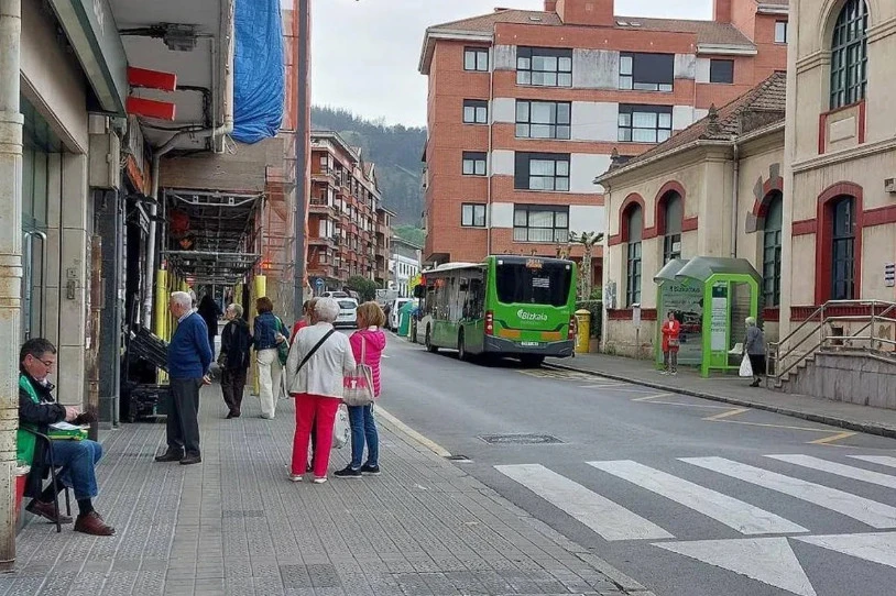 Eraso arrazista izugarriak Baionan eta Arrigorriagan