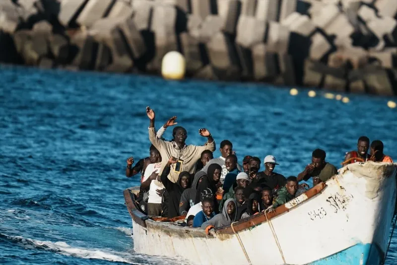 Urtea hasi bezain pronto, bi lagun hil dira Kanarietara iritsi nahian