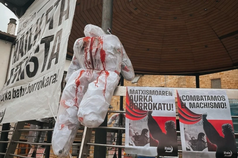 Barakaldon, 84 urteko andre bat erail du bere semeak