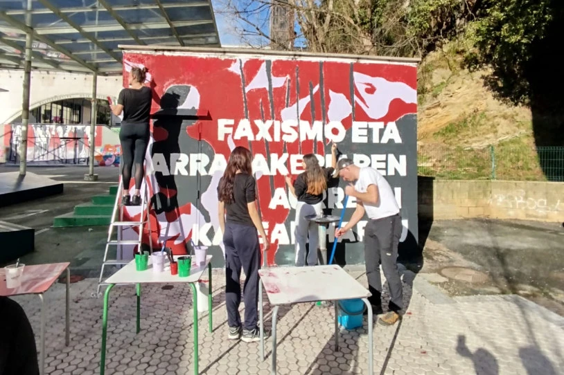 Beste eraso arrazista bat Miarritzen