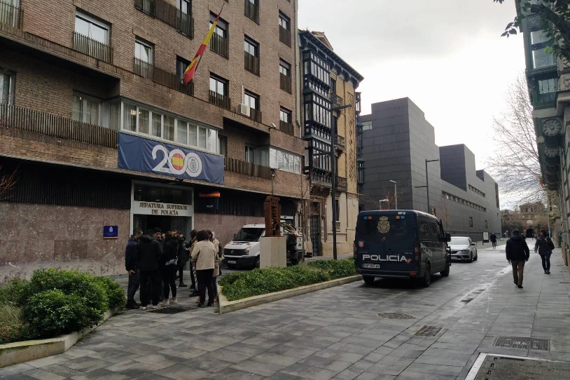 Iruñean, deportatua izateko arriskuan dago une honetan gazte militante bat
