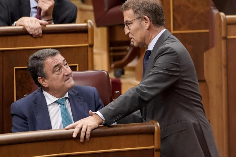 PP eta EAJ urrundu egin dira epe laburrerako zein ertainerako