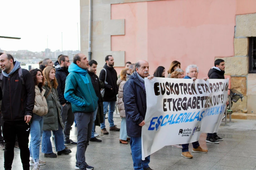 Escalerillaseko bizilagunen mozioaren kontra bozkatu dute alderdi guztiek