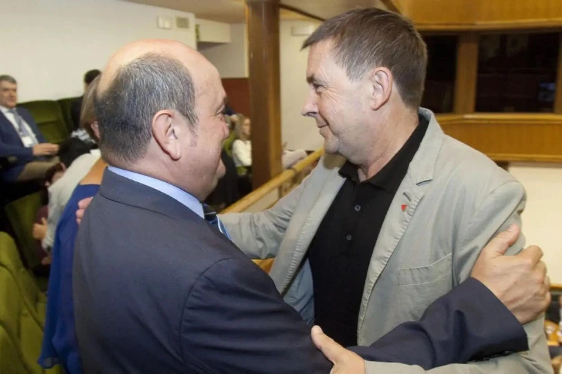 EH Bilduk zerrenda bateratuak osatzeko egindako proposamenari ezetz esan diote EAJk, Podemosek eta Sumarrek