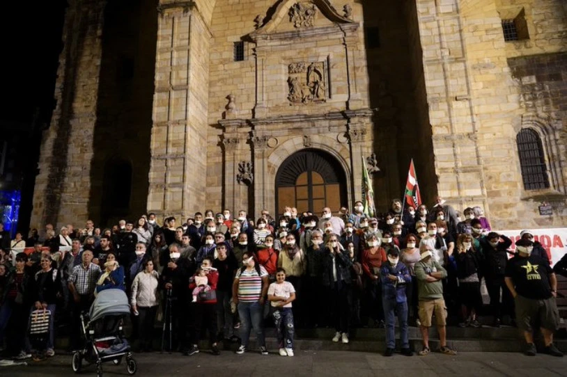 Bederatzi lagun kondenatu dituzte, Bilbon Voxeko faxistei aurre egiteagatik