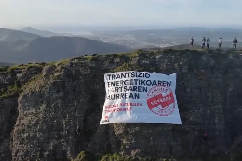Krisi ekologikoari buruz hausnartzeko hiru saio egingo ditu larunbatean EHKSk
