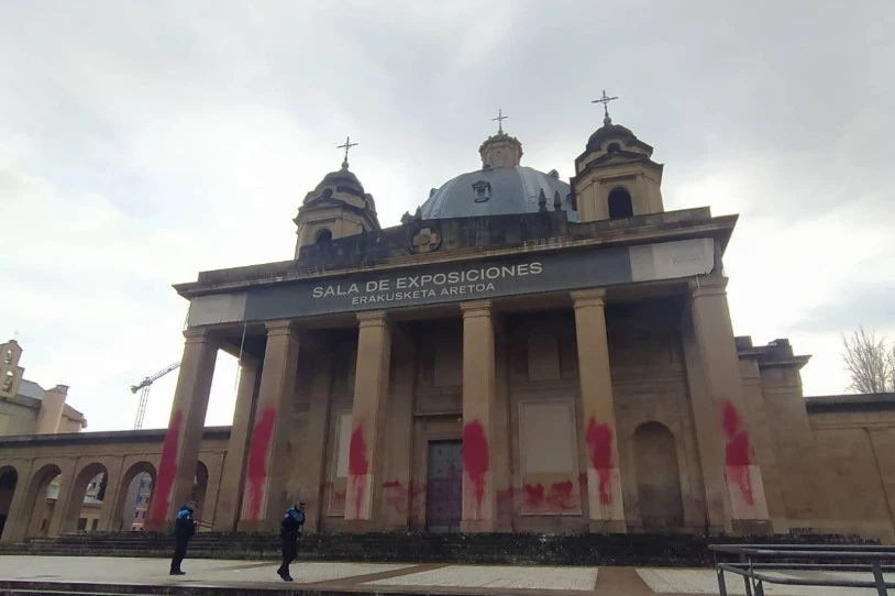 Erorien Monumentua babesteko mugimenduekin jarraitzen dute Nafarroan