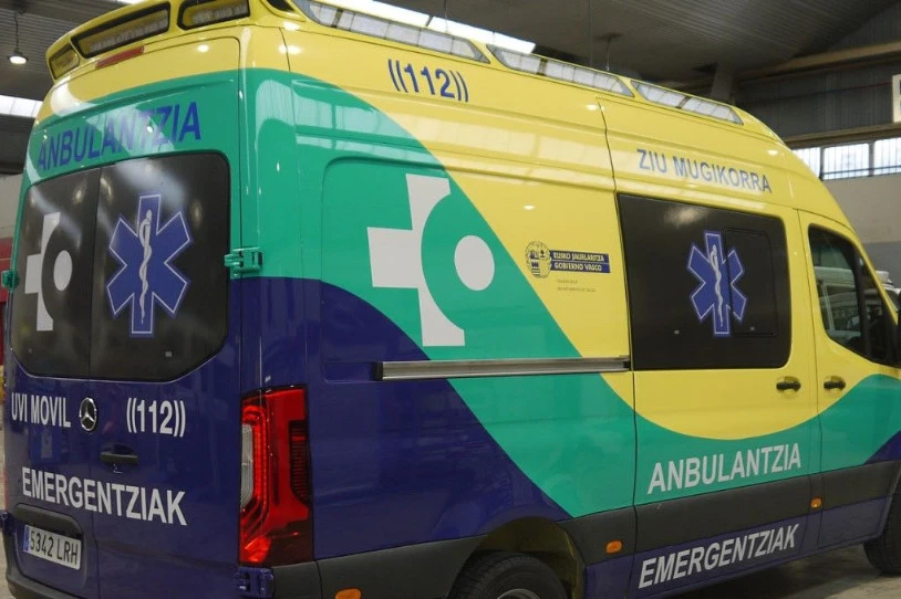 Bizkaiko anbulantzietako kontrata berriak ere ez die langileei ordaintzen
