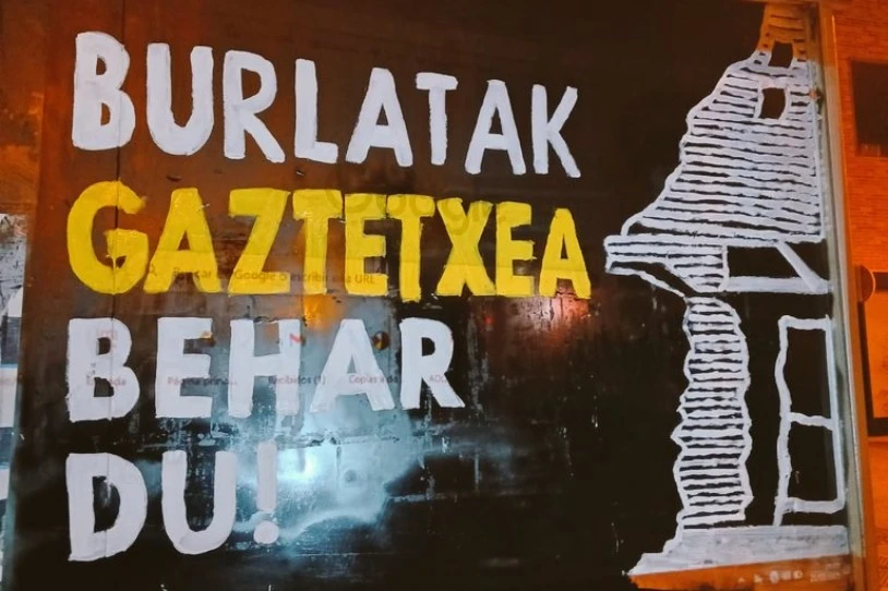 Edozein unetan desalojatu dezakete Burlatako Gaztetxea