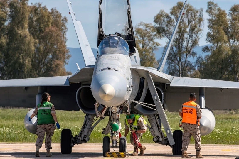 Espainiako eta Frantziako armadak soldadu sionistekin parte hartzen ari dira ariketa militar batean