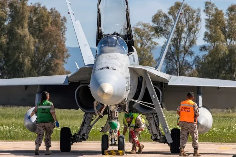 Espainiako eta Frantziako armadak soldadu sionistekin parte hartzen ari dira ariketa militar batean