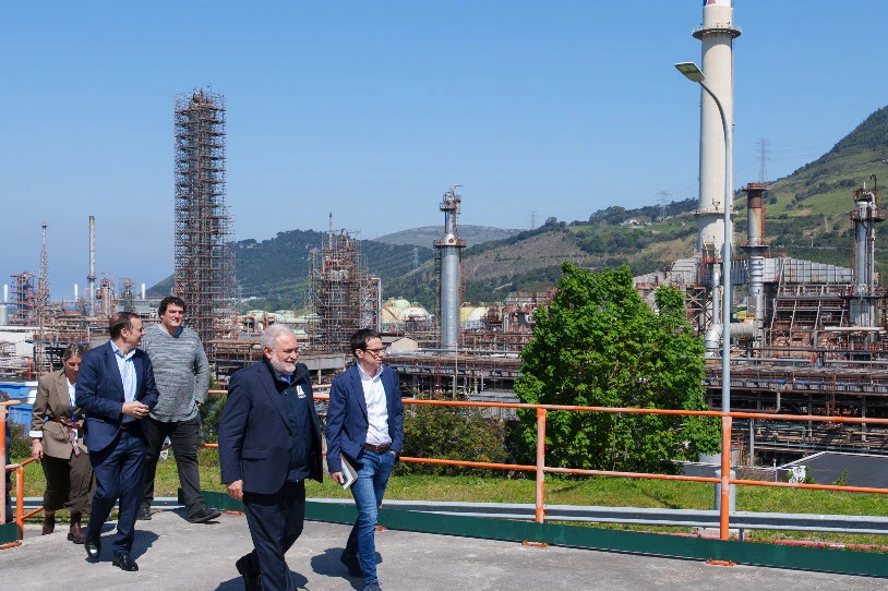Petronorreko zuzendaritzarekin bildu dira EH Bilduko ordezkariak
