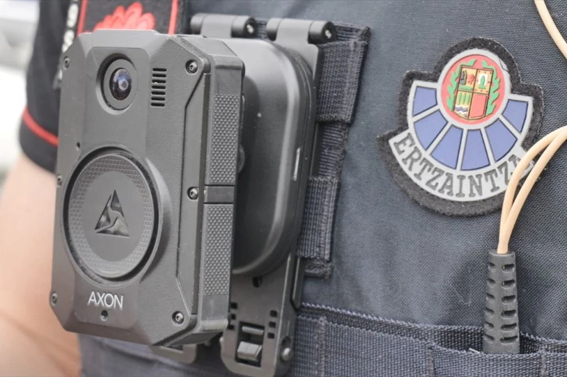 'Bodycam'-ak eramango dituzte gutxienez 1.387 ertzainek
