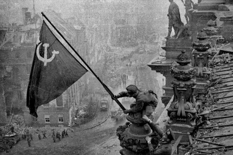 Garaipenaren Eguna: 80 urte naziek Armada Gorriaren aurrean amore eman zutenetik