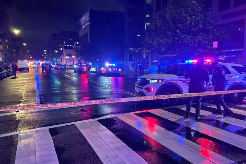 Israelgo Enbaxadako bi funtzionario hil dituzte Washingtonen