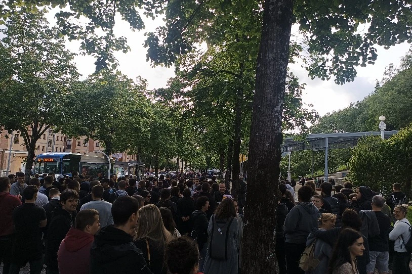 Altzan ere porrot egin du pertsona migranteak seinalatzeko deialdi erreakzionarioak