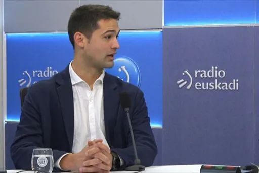Diez Antxustegi (EAJ): "Lana da integraziorako bidea"